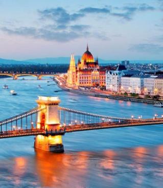 Biseri reke Donave: Dunaj, Bratislava, Budimpešta